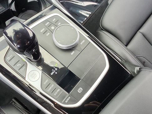 Certified 2022 BMW 230i Coupe w/ Convenience Package image 34