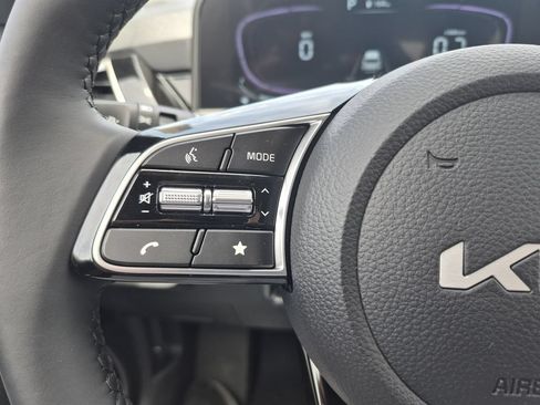 New 2026 Kia Seltos S AWD/4WD image 17