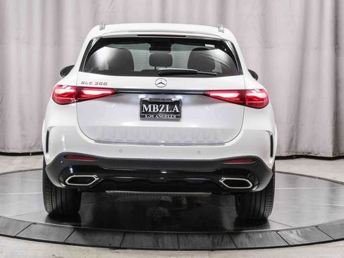 Certified 2026 Mercedes-Benz GLC 300 image 3