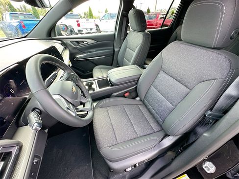 New 2026 Chevrolet Traverse LT image 15
