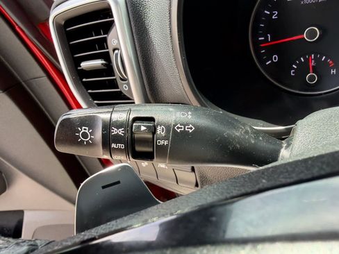 Used 2020 Kia Sportage S FWD image 29