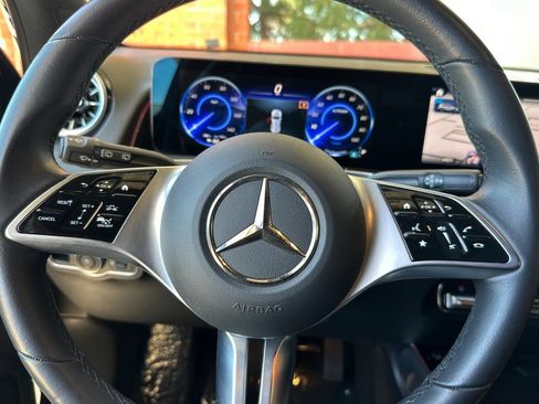 Certified 2024 Mercedes-Benz EQB 300 4MATIC image 30