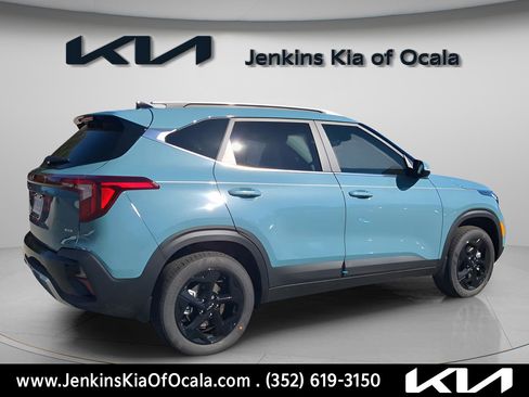 New 2026 Kia Seltos EX image 3
