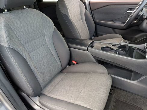Used 2023 Nissan Rogue SV FWD image 28