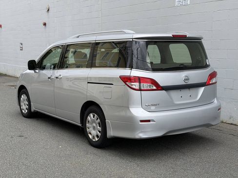 Used 2014 Nissan Quest S FWD image 4