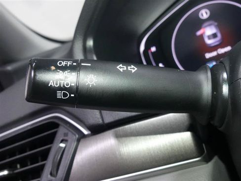 Used 2020 Honda Accord LX image 32