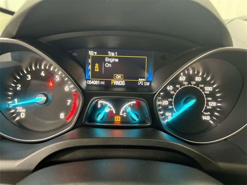 Used 2017 Ford Escape SE image 11