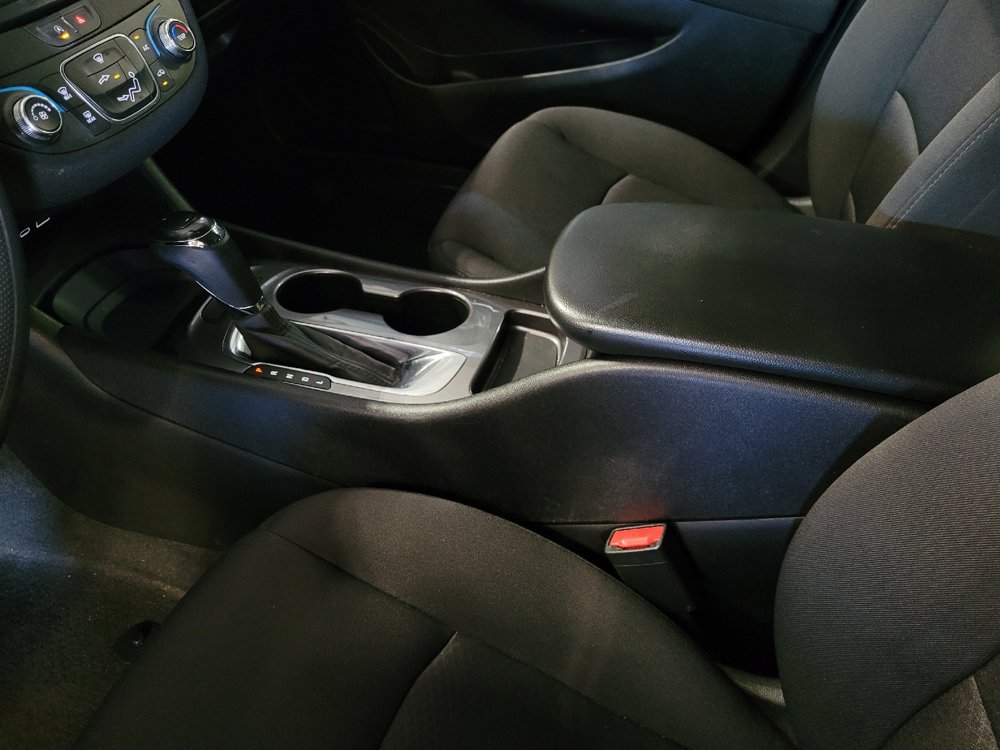 Used 2020 Chevrolet Malibu LS FWD image 26