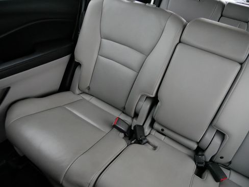 Used 2016 Honda Pilot EX-L image 12