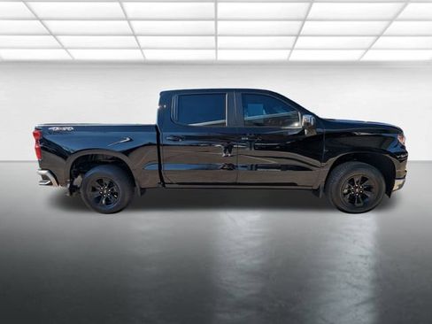 Used 2025 Chevrolet Silverado 1500 LT w/ Safety Package image 30