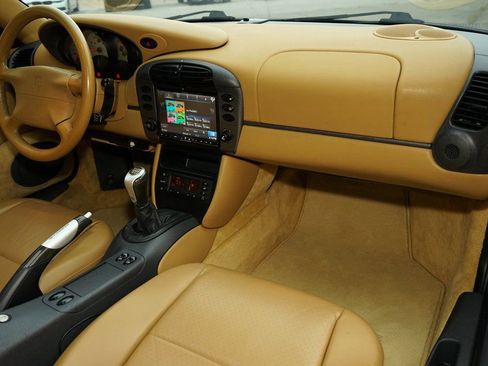 Used 1999 Porsche 911 Carrera image 11