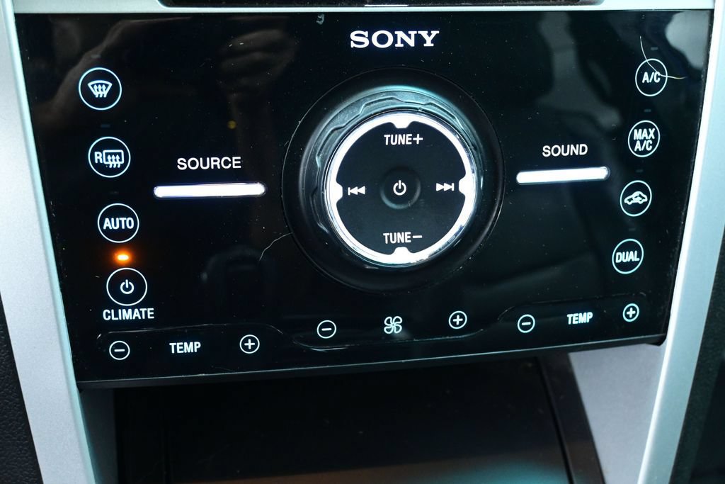 Used 2013 Ford Explorer Limited AWD/4WD image 29