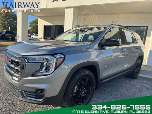Used 2023 GMC Terrain AT4 image 2