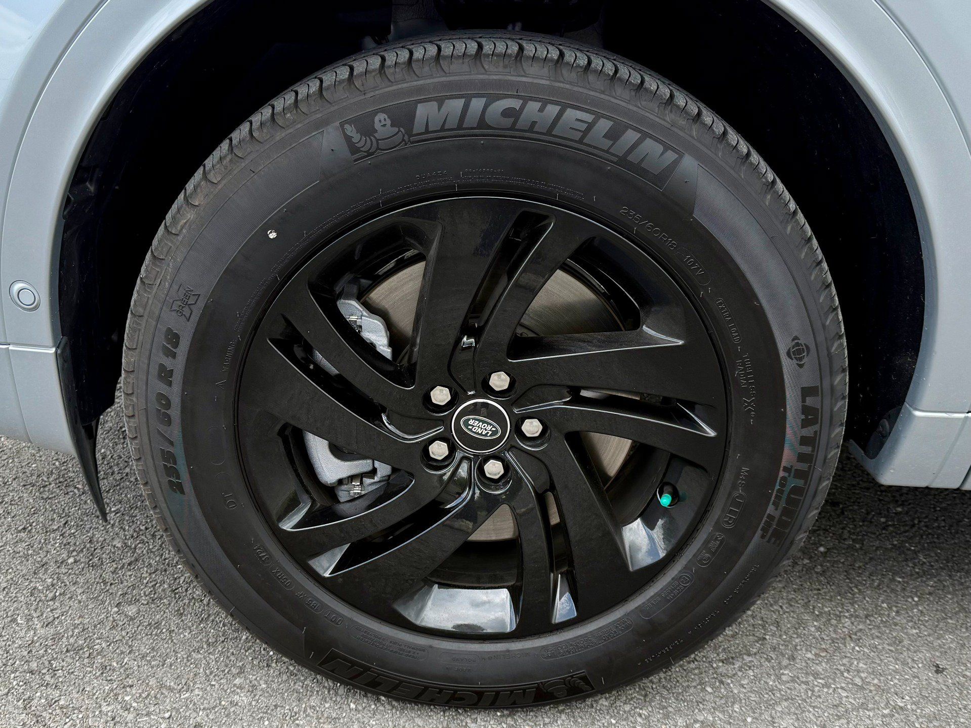 Used 2025 Land Rover Discovery Sport S AWD/4WD image 13