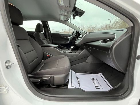 Used 2024 Chevrolet Malibu RS w/ LPO, Floor Liner Package image 22