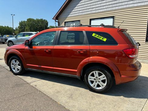 Used 2012 Dodge Journey FWD image 8