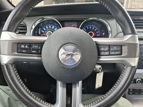 Used 2014 Ford Mustang V6 w/ Equipment Group 102A image 16