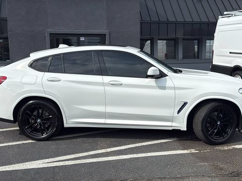 Used 2021 BMW X4 xDrive30i w/ M Sport Package AWD/4WD image 2
