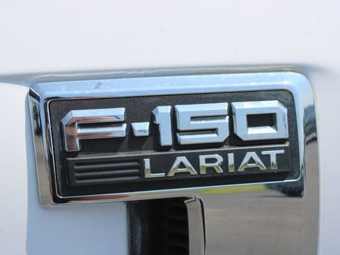 Used 2023 Ford F150 Lariat AWD/4WD image 13