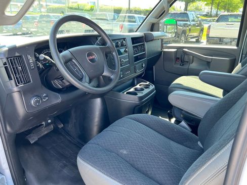 Used 2025 GMC Savana 2500 w/ Driver Convenience Package RWD image 10