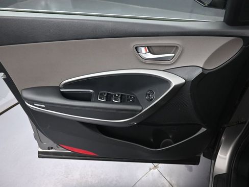 Used 2018 Hyundai Santa Fe Sport FWD image 21