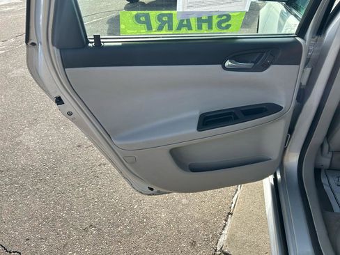 Used 2015 Chevrolet Impala LTZ image 13