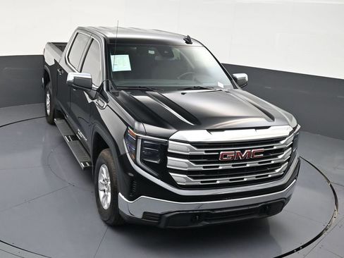 Used 2023 GMC Sierra 1500 SLE image 19