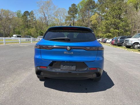 Used 2025 Alfa Romeo Tonale image 4