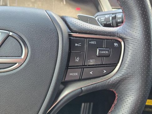 Used 2023 Lexus UX 250h F Sport FWD image 23