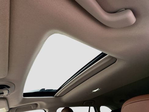 Used 2022 Subaru Outback Touring XT image 20