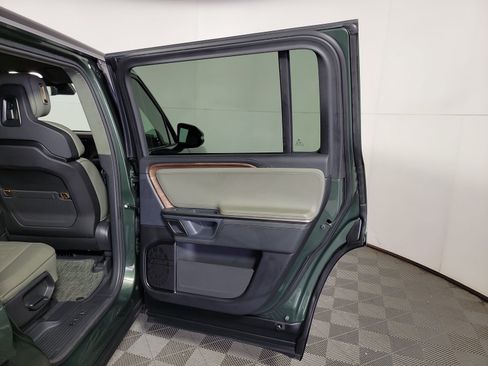 Used 2024 Rivian R1S Adventure AWD/4WD image 19