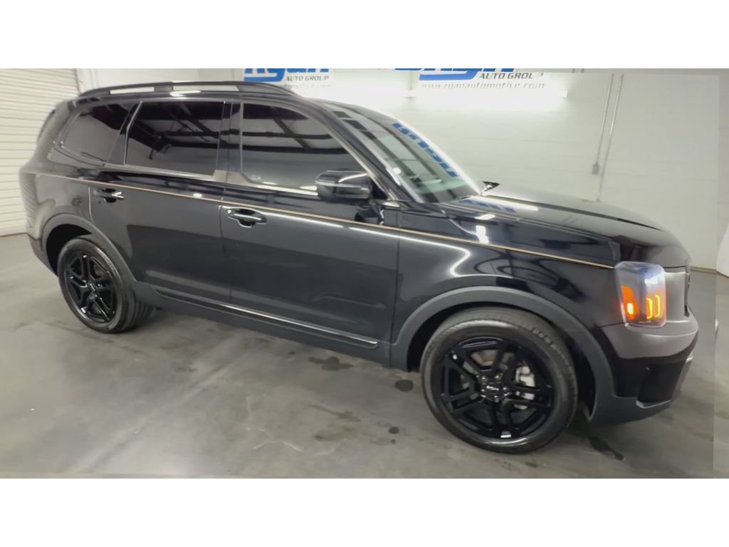 Used 2024 Kia Telluride EX X-Line AWD/4WD image 2