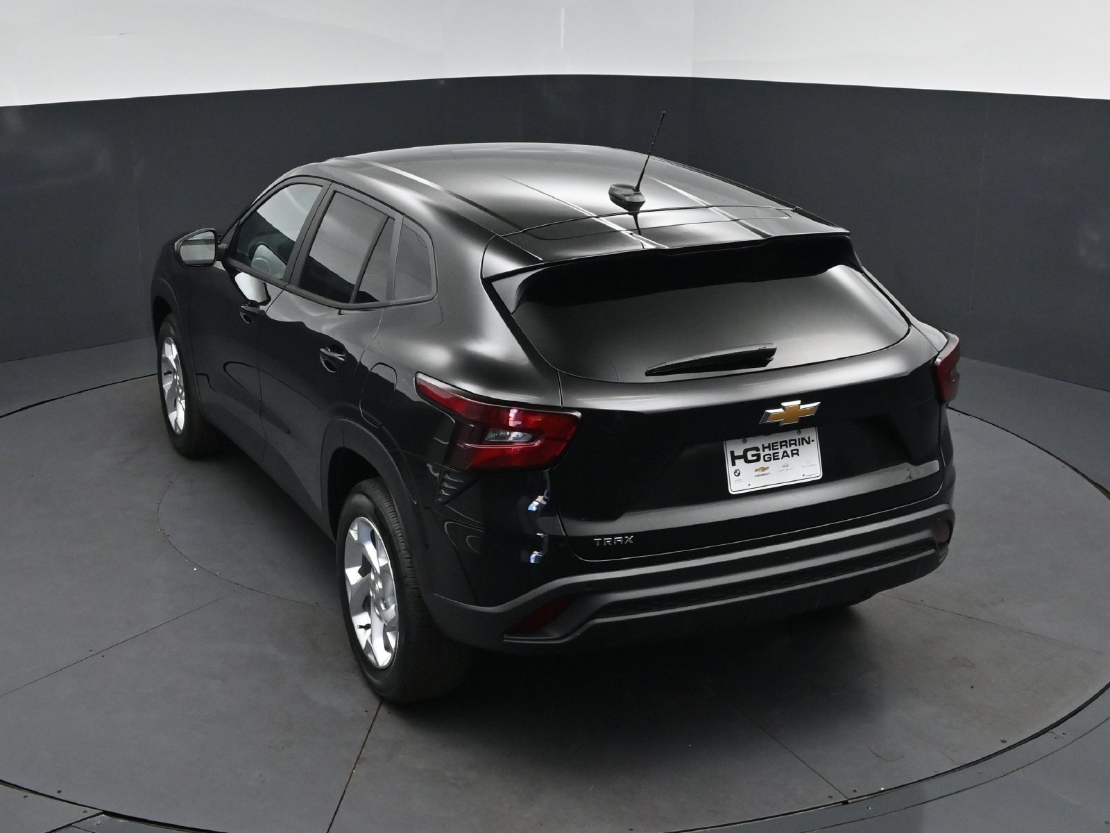 New 2026 Chevrolet Trax LS w/ LS Convenience Package FWD image 33