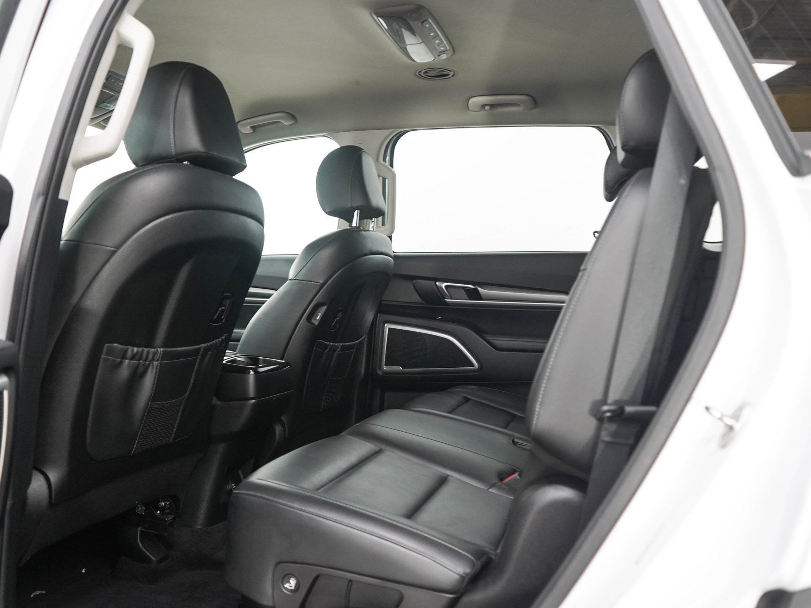 Used 2021 Kia Telluride LX AWD/4WD image 18