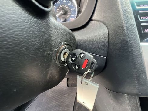 Used 2016 Subaru Crosstrek 2.0i Limited w/ Popular Package #2 image 16