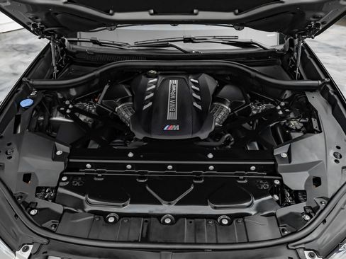 Used 2022 BMW X5 M w/ Competition Package 2 image 93