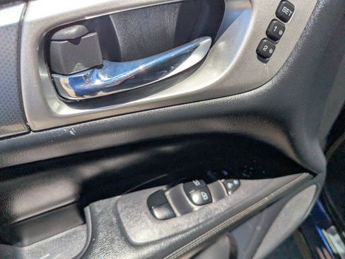 Used 2020 Nissan Pathfinder SL AWD/4WD image 9