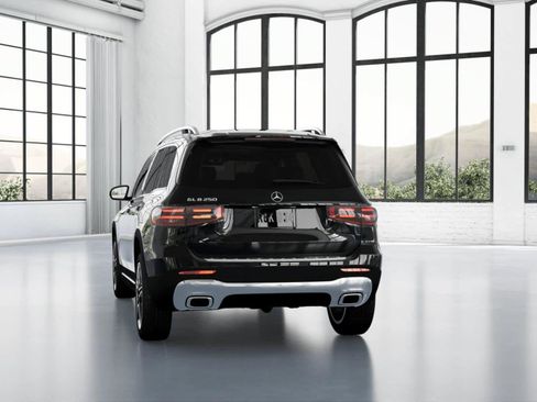 Used 2026 Mercedes-Benz GLB 250 image 25