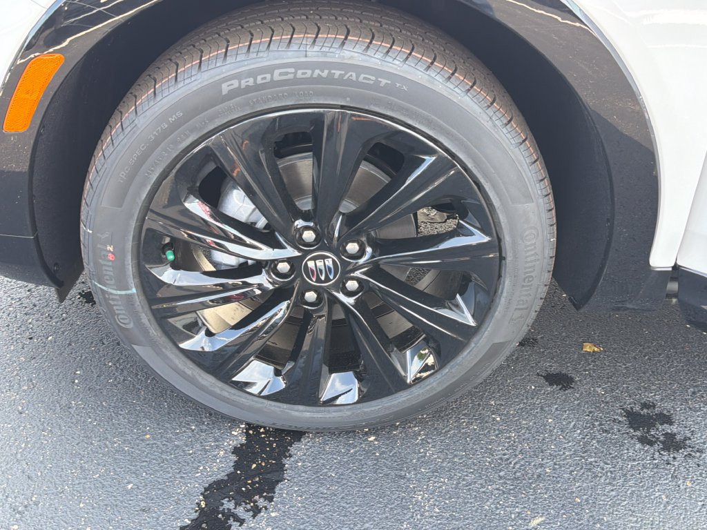 New 2026 Buick Envista Sport Touring w/ Convenience I Package FWD image 28