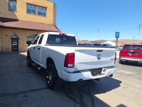 Used 2018 RAM 1500 Express w/ Express Value Package image 8