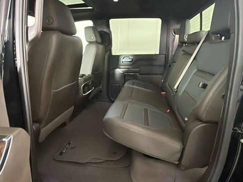 Used 2020 GMC Sierra 3500 Denali w/ Denali Ultimate Package AWD/4WD image 31