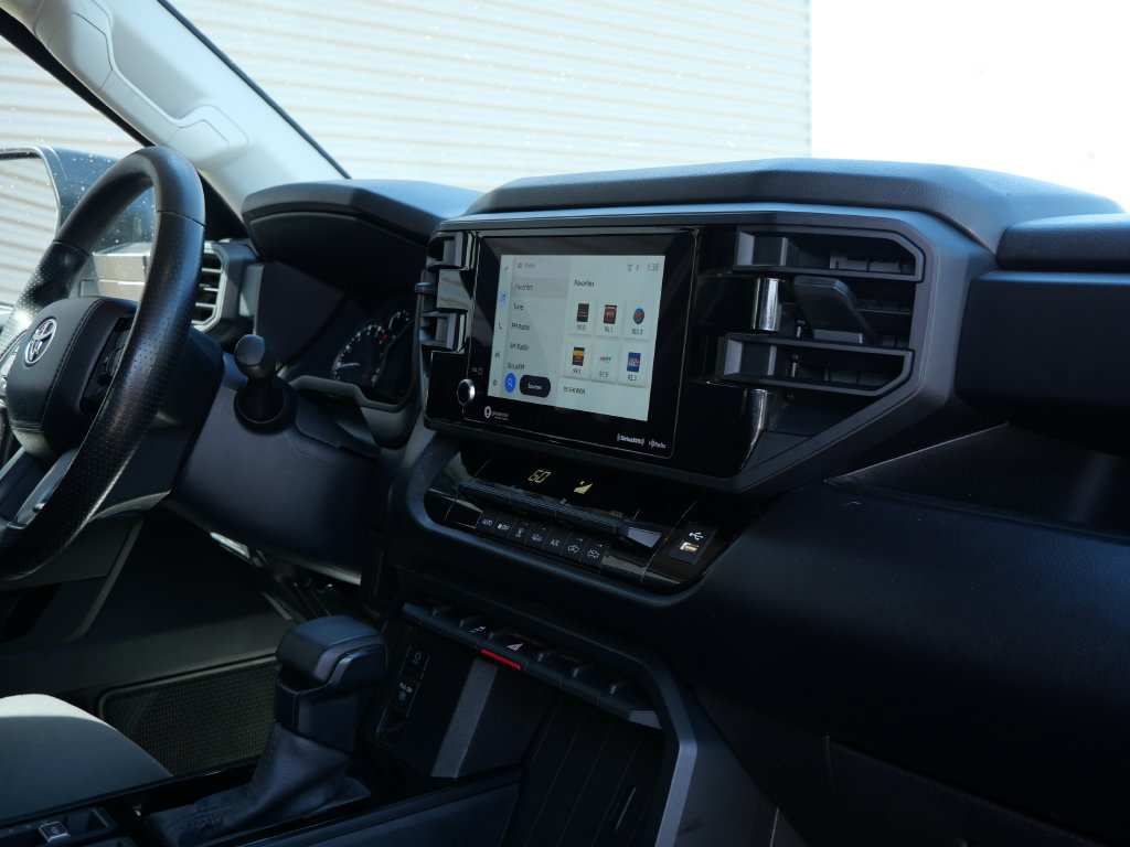 Used 2024 Toyota Tundra SR AWD/4WD image 18