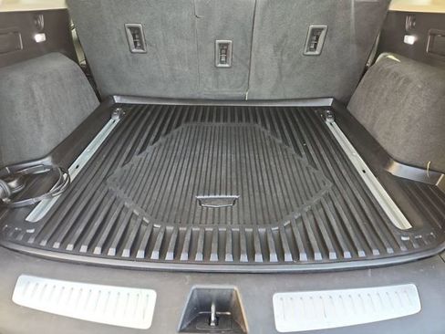 Used 2018 Cadillac XT5 Luxury w/ Driver Awareness Package image 27