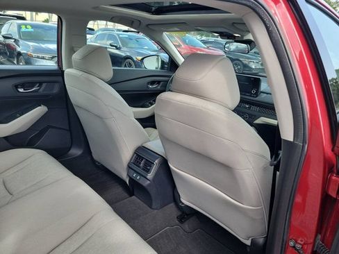 Certified 2025 Honda Accord SE image 11