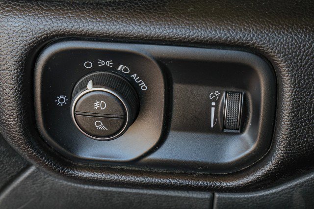 Used 2025 RAM 2500 Big Horn AWD/4WD image 27