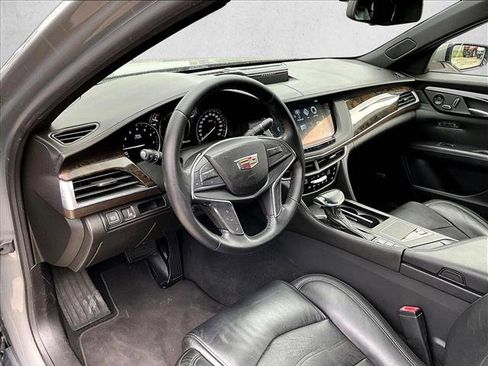 Used 2018 Cadillac CT6 Luxury image 14