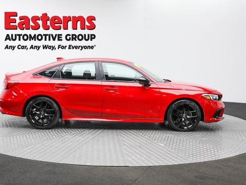 Used 2022 Honda Civic Sport image 4