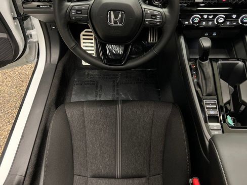 Used 2024 Honda Accord Sport image 19