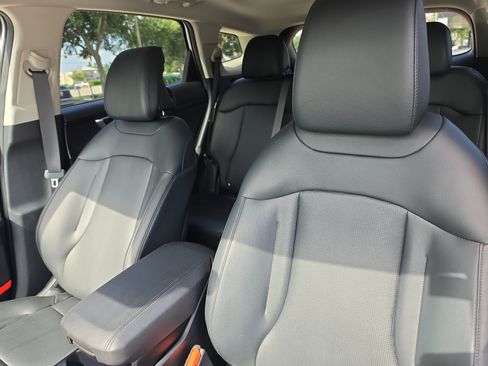 Certified 2026 Kia Sportage EX w/ EX Panorama Roof Package FWD image 22