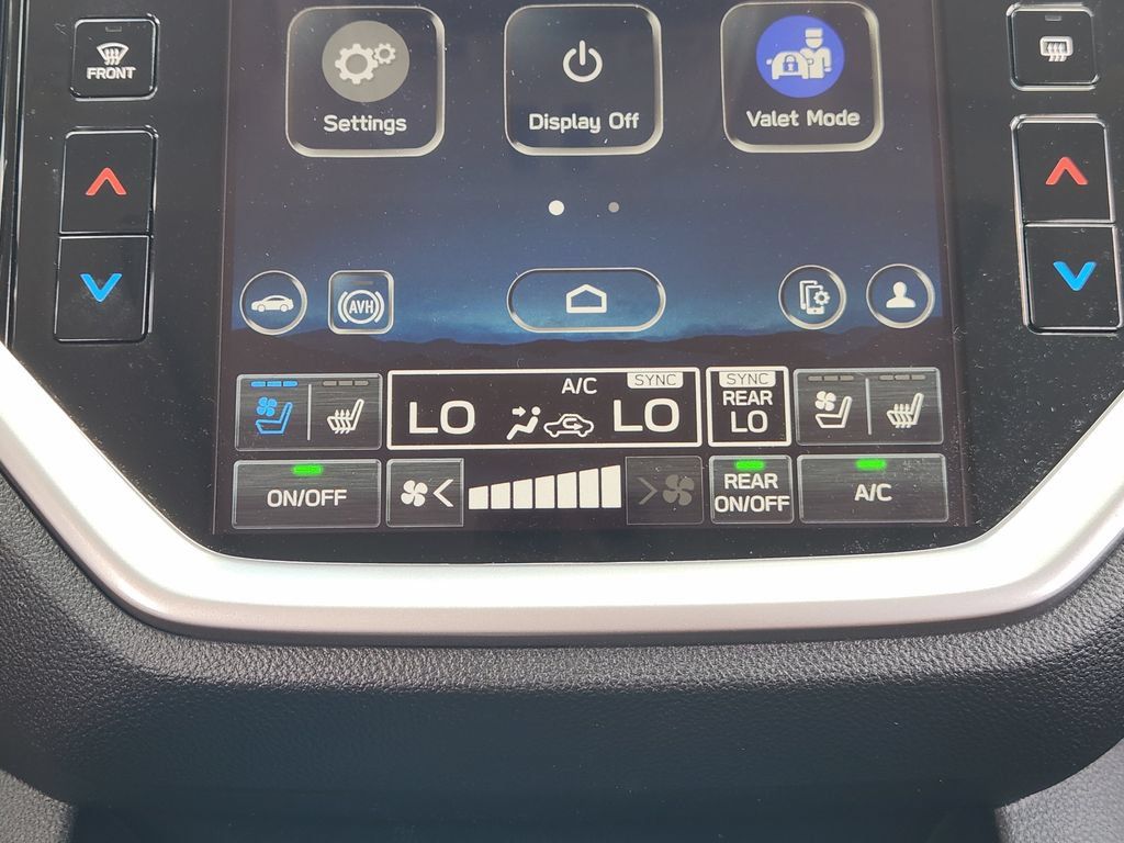 Used 2025 Subaru Ascent Touring AWD/4WD image 17